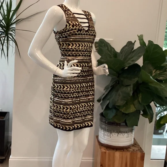 NWT GIANNI BINI GB BLACK AND GOLD SEQUENCE EMBELLISHED COCKTAIL DRESS SZ M - Picture 4 of 16